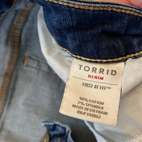 Torrid, dark denim, size 26 - Picture 4 of 4